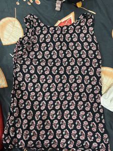 Stylish Sleeveless Printed Top