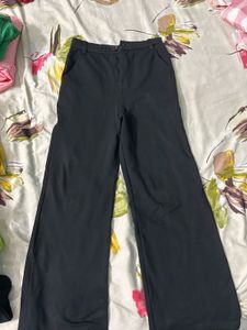 Chic Black Wide-Leg Pants