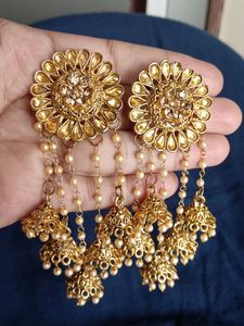 Earring