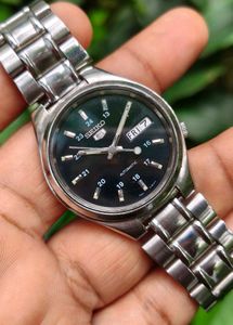 Vintage Seiko 5 Automatic Watch