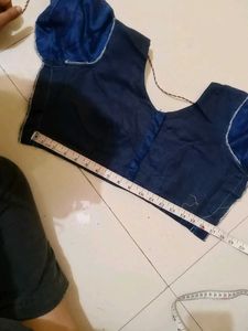 New Saree h Ak Bar Phany. Bus