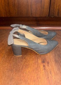 Stylish Grey Croc Embossed heels