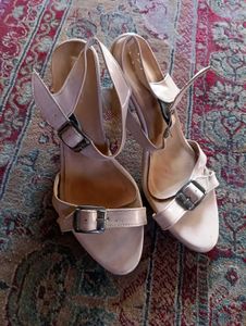 Set of two stylish Suede Heels with Ankle Strap