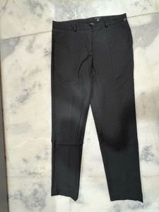 Van Heusen Black Slim-Fit Formal Trousers