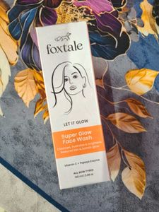 Foxtale Super Glow Face Wash