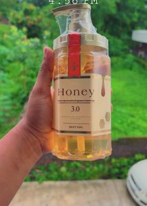 🇯🇵 Honey Rejuvenation Shower Gel