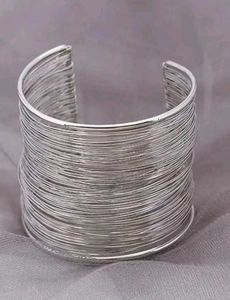 209.Chunky Wire Cuff Bracelet