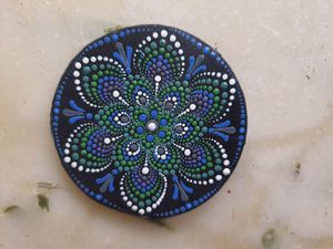 dotting mandala art