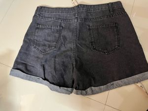 High Waisted Rolled Hem Denim Shorts