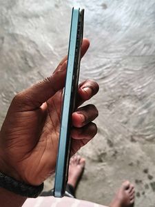 Broken Teal Smartphone Back - For Parts