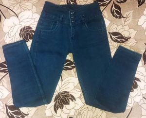 🎀High Waisted Blue Denim Jeans🎀