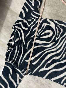 Trendy Zebra Print Cor Set