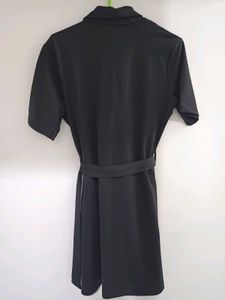 Chic Black Solid Dress