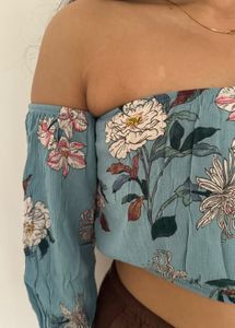 Off Shoulder Crop Top