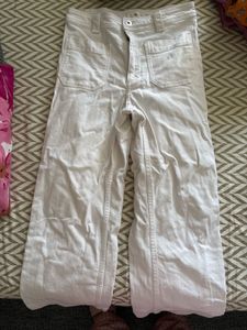 White Cargo Style Ankle length Pants