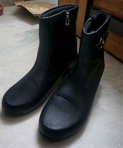Stylish Black Ankle Boots