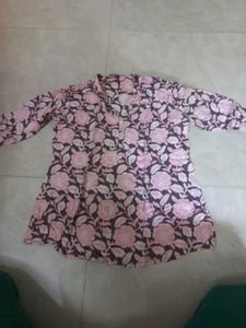 Beautiful Floral Print Kurta Top