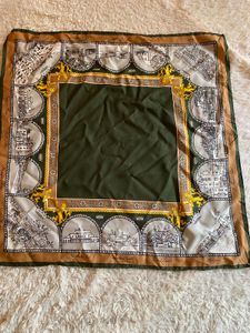 Elegant Kensington Palace Scarf