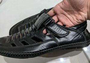 Classic Black Leather Gladiator Sandals
