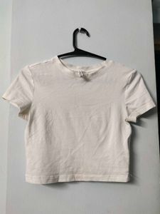 white/black Cropped T-Shirt