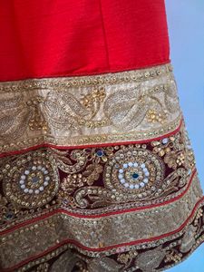 Red Broad Border Lehnga