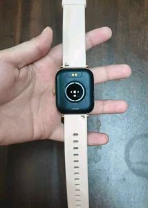 Stylish Rose Gold Smartwatch, Noise icon 2