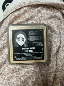 Huda Beauty Makeup Palette