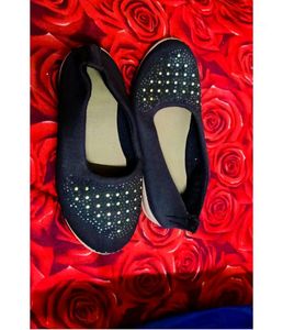 Mojari For Women