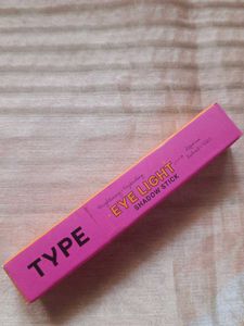 Type eye light shadow stick