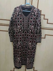 woolen Kurta with Intricate Pattern