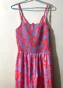 🌸Floral jumpsuit with Cutout🌸