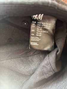 h&amp;m Cotton Twill black cap