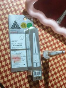 VT Reeedle Shot Lip Plumper