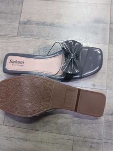 Stylish Bow Detail Flats