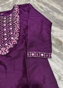 Beautiful Purple Embroidered Kurta