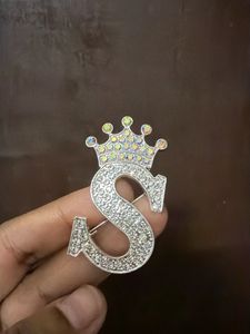 Sparkling "S" Letter Brooch