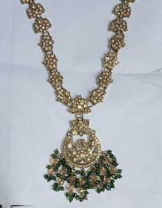 Stunning Crystal Gold-Toned  Necklace
