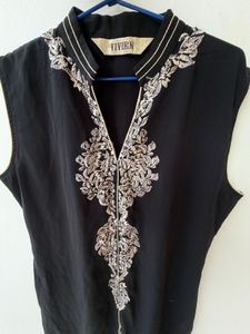 Black Embroidered Kurta