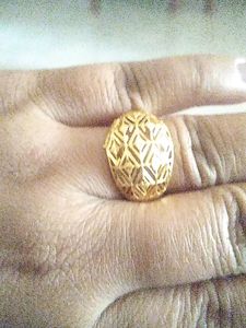 Golden Ring Artificial