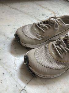 Nike Women's Tan Sneakers