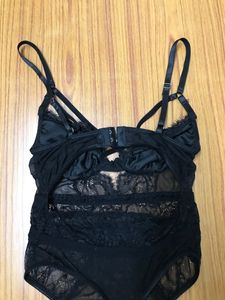 Black Lacey Bodysuit🖤