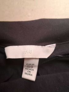 H&amp;M Off-Shoulder Long Sleeve Top