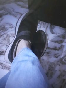 Comfortable Black Sneakers