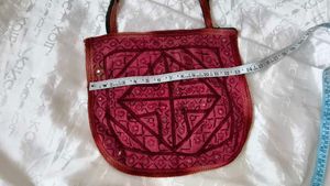 Very Amazing And Beautiful Bag