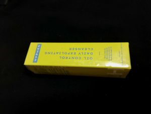 Hyphen oil controlling daily exfoliating cleanser
