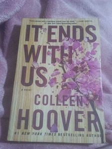 It Ends With Us by Colleen Hoover