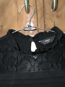 Elegant Black 3/4th sleeve Top