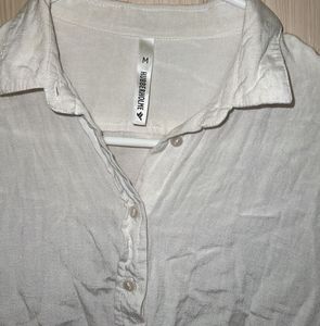 Chic White Cropped Button-Up Shirt