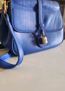 Ginger medium size sling bag for women