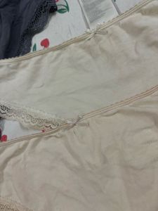 H&amp;M Lace Trim Briefs Set